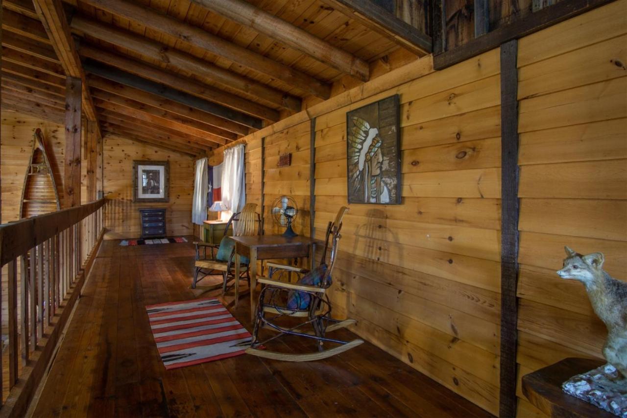 Coyote Lodge At Deerwoode Reserve Brevard Exterior photo